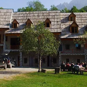 Bujtina Harusha Theth